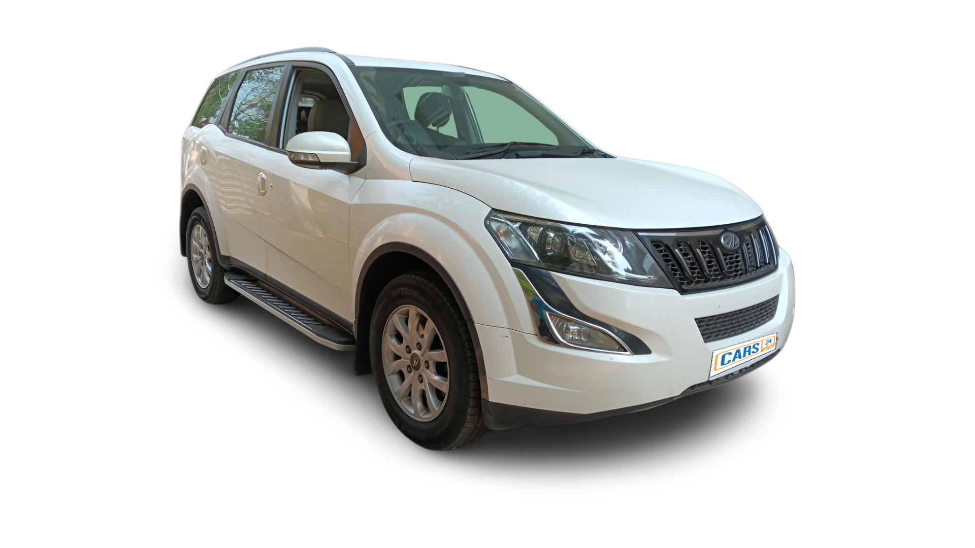 Mahindra XUV500-img